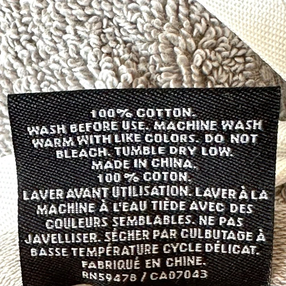 Tahari Home 2 Piece Hand Towels Set 100% Cotton Light Gray BRAND NEW WITH TAGS! - Picture 5 of 5